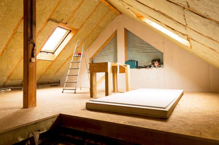 Nous vous aidons à améliorer la performance énergétique de votre habitat et votre confort au quotidien.