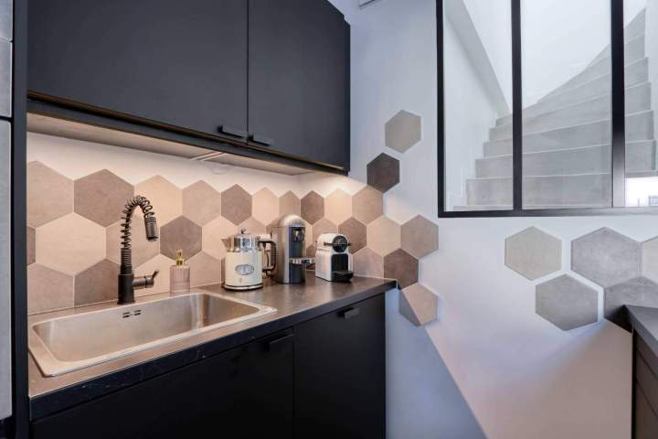 Crédence de cuisine en carrelage hexagonal Créteil